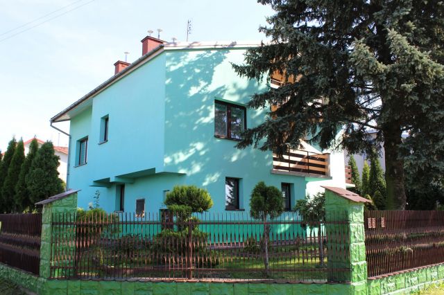 dom wolnostojący, 6 pokoi Tarnów Krzyż, ul. Ludwika Solskiego. Zdjęcie 1