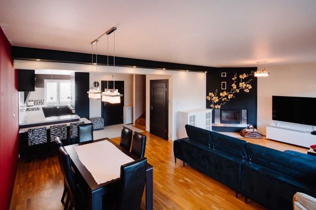 dom szeregowy, 4 pokoje Białystok Zawady. Zdjęcie 1