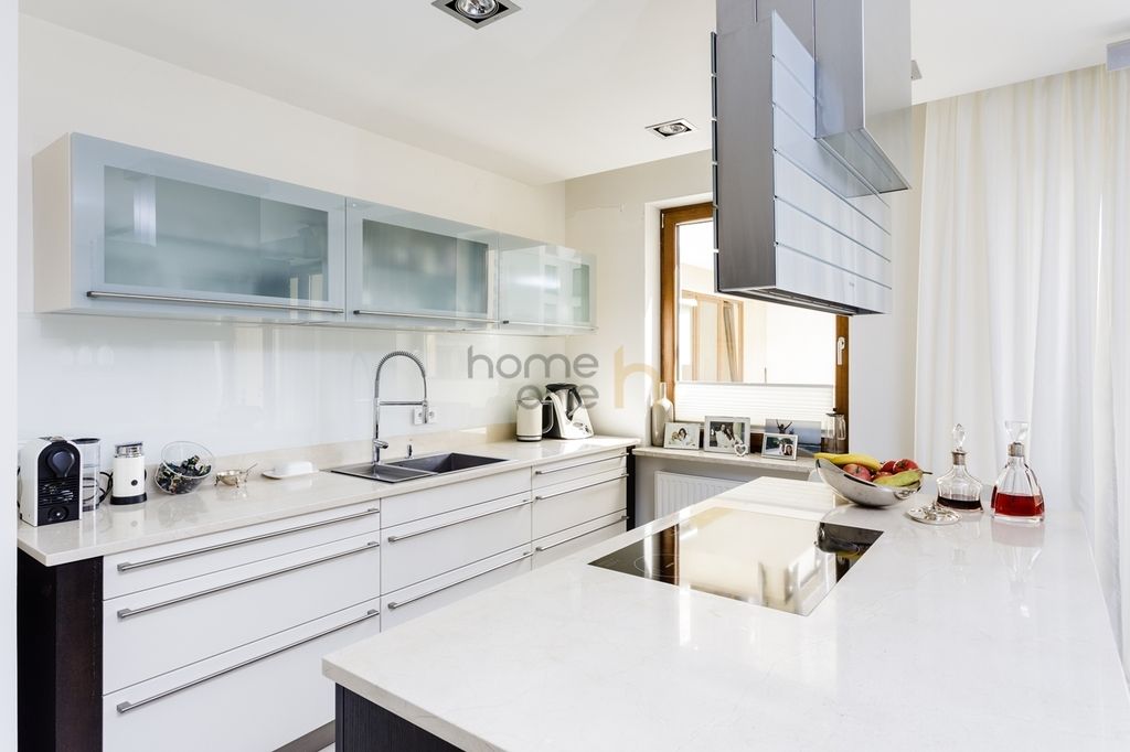 Mieszkanie 3-pokojowe Warszawa Śródmieście, ul. Sienna. Zdjęcie 6