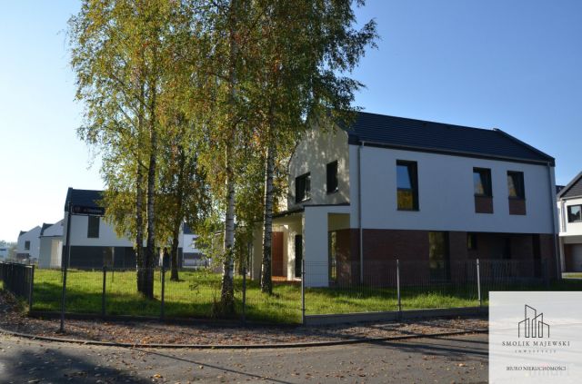 bliźniak, 5 pokoi Szczodre, ul. Kasztanowa. Zdjęcie 1