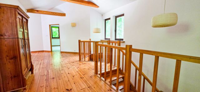 dom wolnostojący, 6 pokoi Podkowa Leśna. Zdjęcie 23