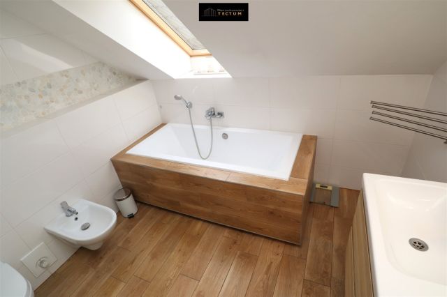 dom wolnostojący, 5 pokoi Wiatrowo Wiatrowo-Las. Zdjęcie 12