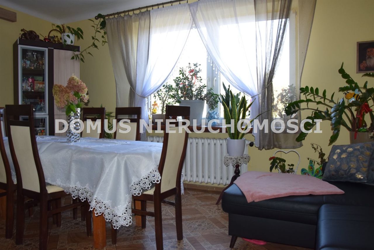 dom wolnostojący, 6 pokoi Rogów. Zdjęcie 5