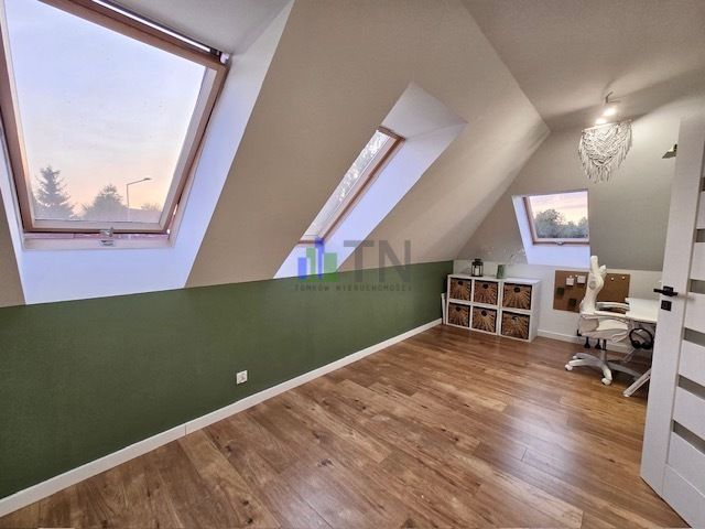 dom wolnostojący, 5 pokoi Nadolice Wielkie. Zdjęcie 12