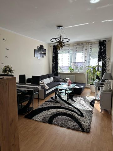 Mieszkanie 2-pokojowe Końskie, 1-go maja. Zdjęcie 1