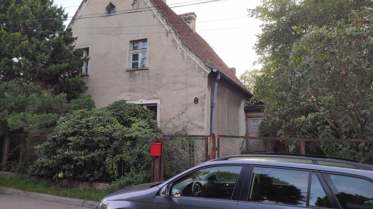 dom wolnostojący, 10 pokoi Tułowice, ul. Dworcowa. Zdjęcie 3