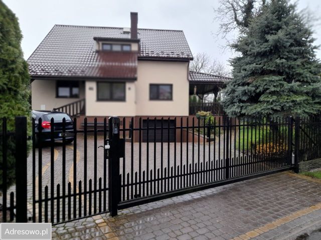 dom wolnostojący, 5 pokoi Szpikołosy. Zdjęcie 1