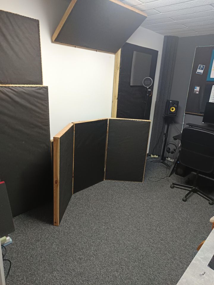 Lokal Oborniki, Ul. Mikolajczaka 11. Zdjęcie 2