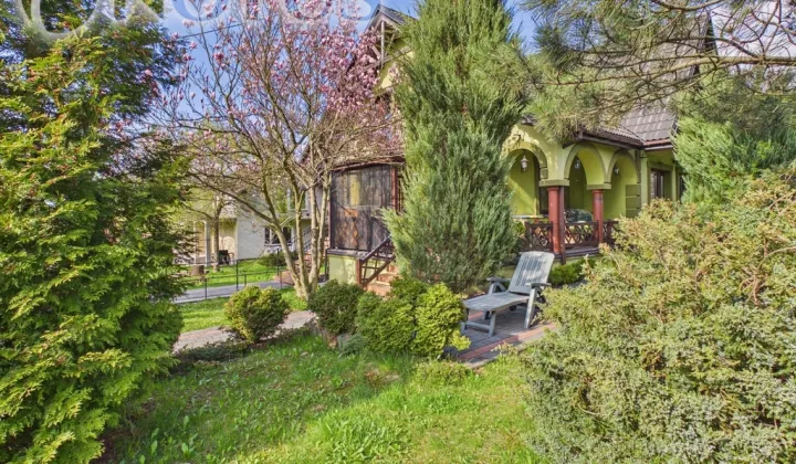 dom wolnostojący, 6 pokoi Jawornik