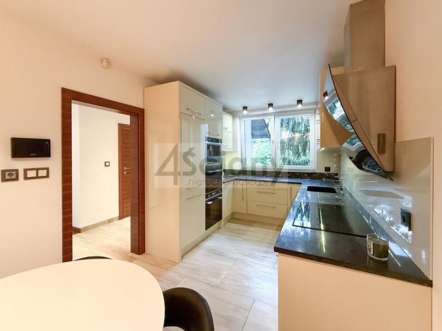 dom szeregowy, 5 pokoi Warszawa Stegny, ul. Macedońska. Zdjęcie 15