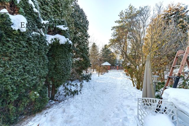 dom szeregowy, 4 pokoje Łomianki. Zdjęcie 4