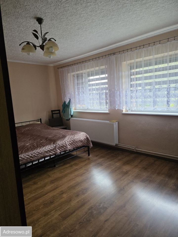 dom wolnostojący, 5 pokoi Miętno. Zdjęcie 7