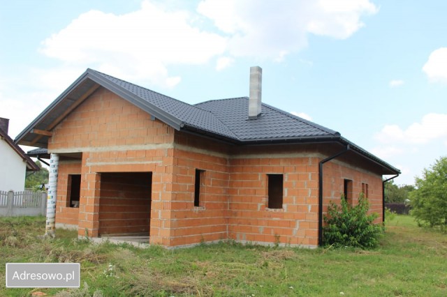 dom wolnostojący, 4 pokoje Bełchatów, ul. Graniczna. Zdjęcie 1