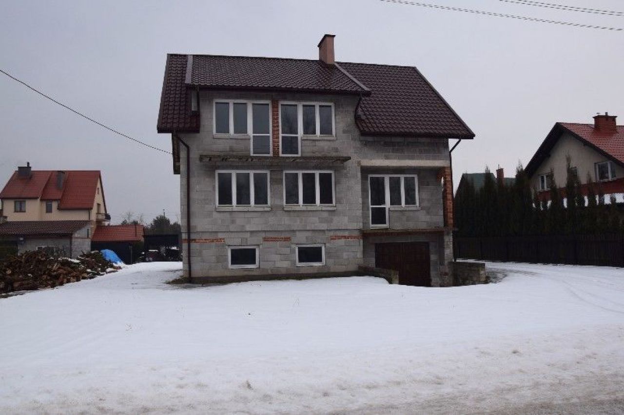 dom wolnostojący, 6 pokoi Garbatka-Letnisko Podlas, ul. Zbigniewa Herberta. Zdjęcie 2