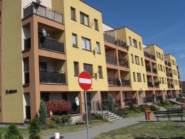 Mieszkanie 3-pokojowe Maków Mazowiecki, ul. Różana. Zdjęcie 1