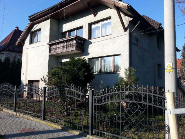 dom wolnostojący Gliwice Zatorze, ul. Brzozowa. Zdjęcie 1