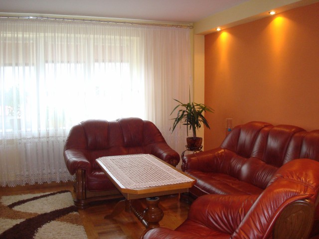 Mieszkanie 4-pokojowe Skierniewice Centrum, ul. Trzcińska. Zdjęcie 1